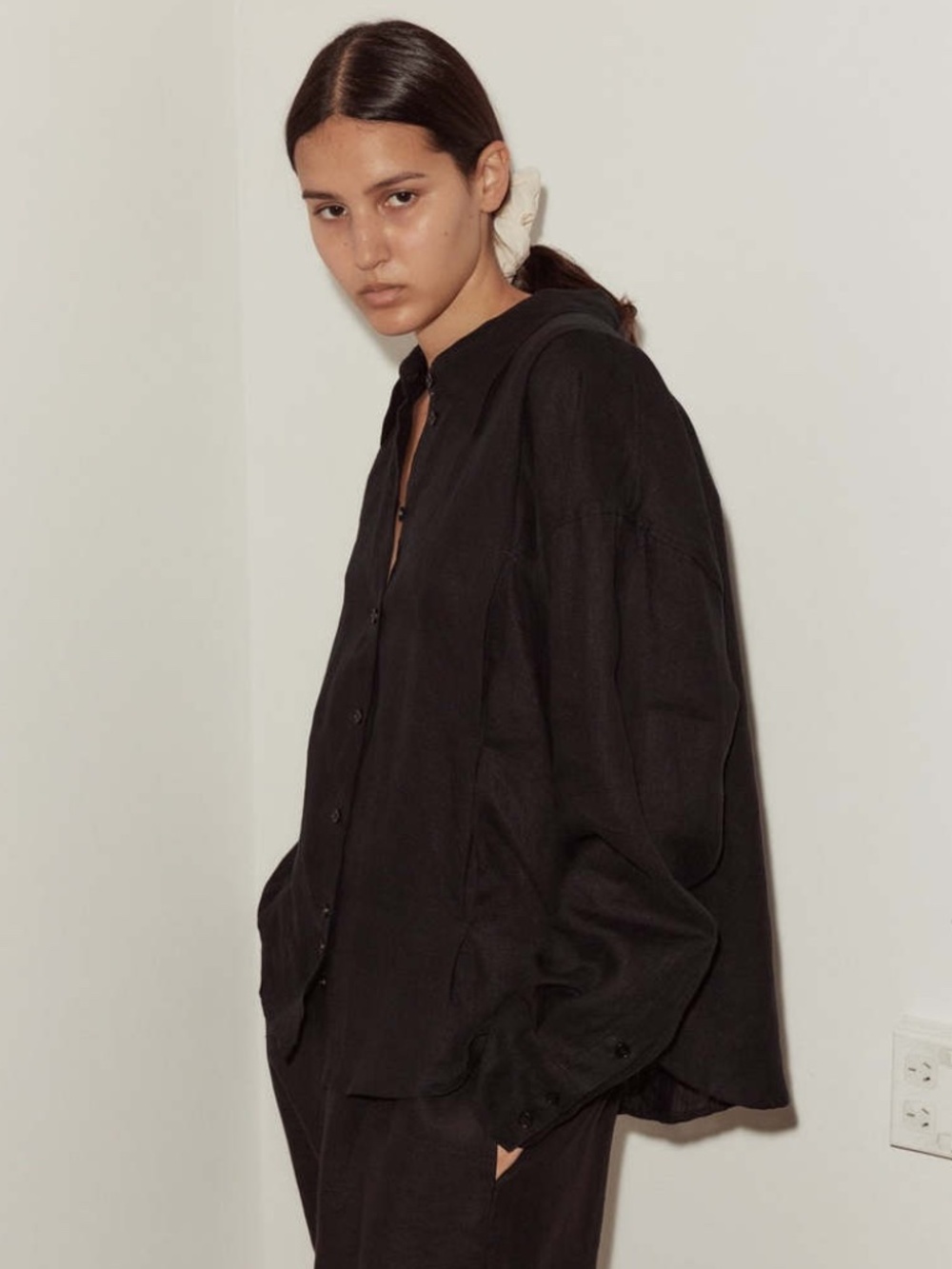 DEIJI STUDIOS The Tack Shirt In Black Tacked Box Pleat Organic Linen Top S/M
